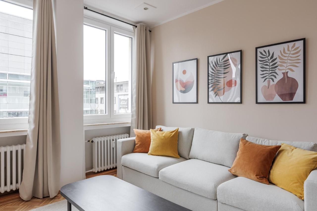 Flats 4 You, Moderne Naehe Hbf, Due-messe 20 Min, Netflix, Kueche Apartment Duisburg