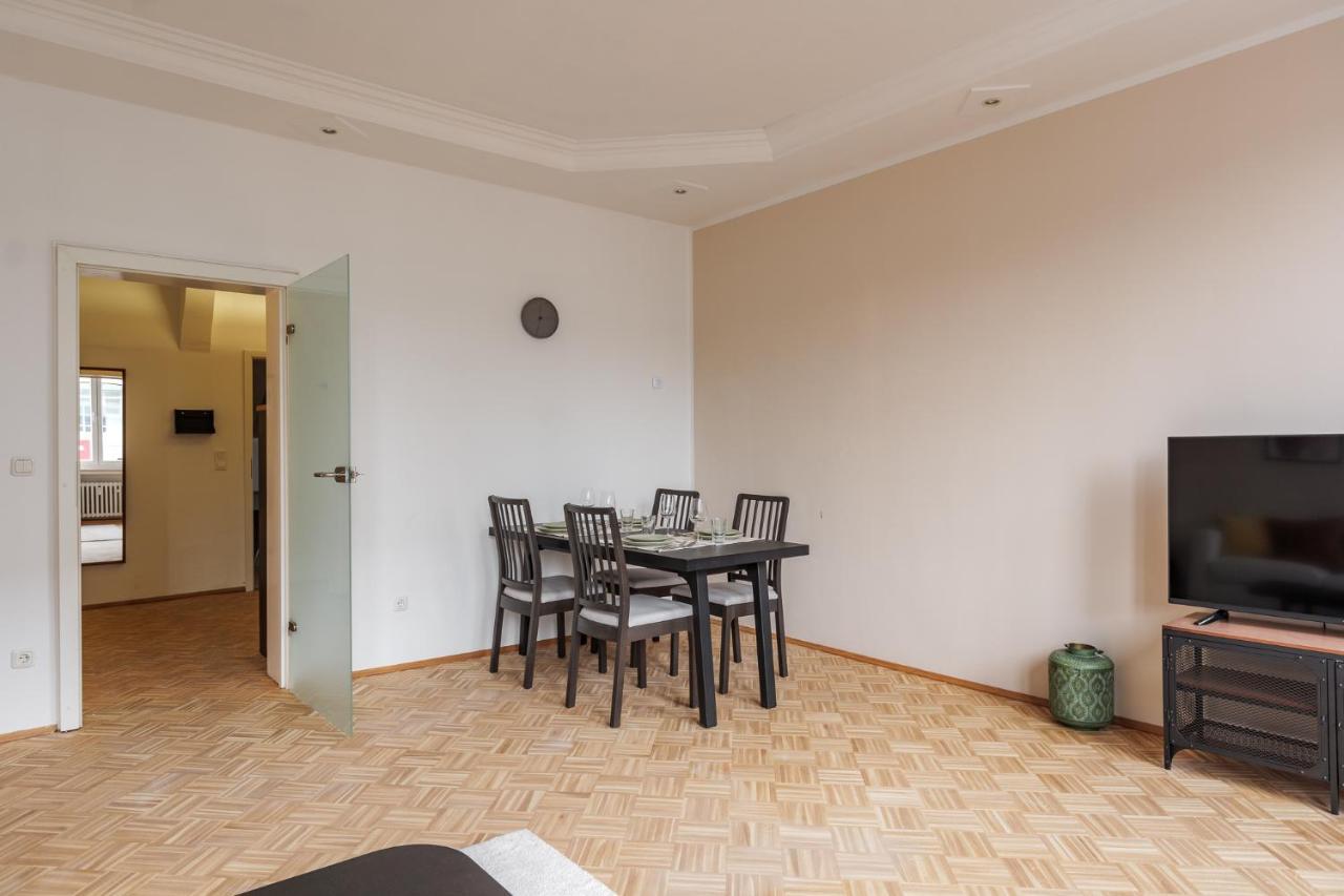 Flats 4 You, Moderne Naehe Hbf, Due-messe 20 Min, Netflix, Kueche * Duisburg