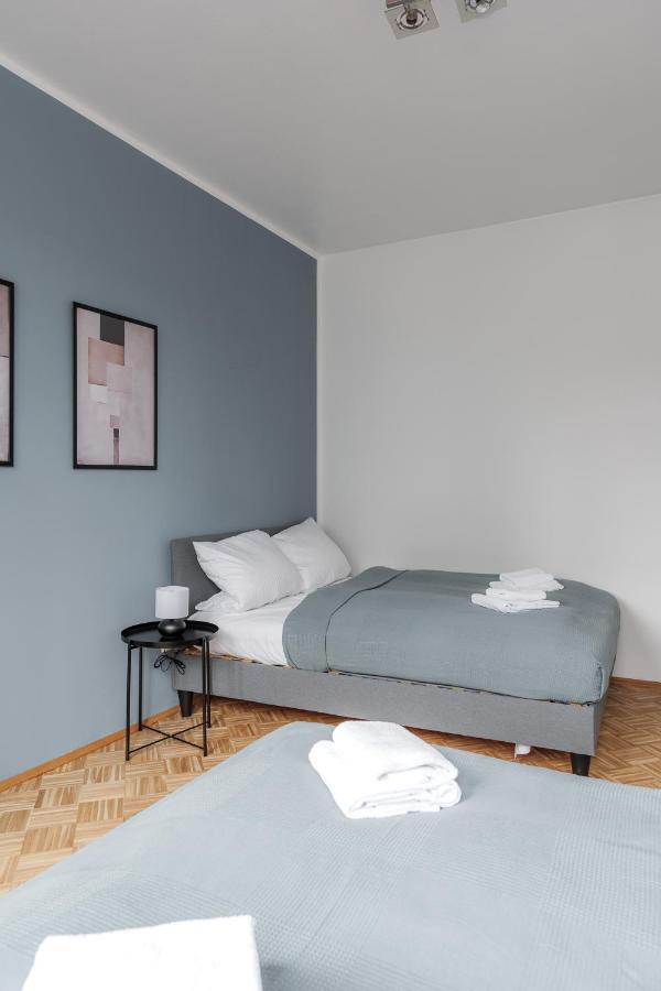 Flats 4 You, Moderne Naehe Hbf, Due-messe 20 Min, Netflix, Kueche Duisburg