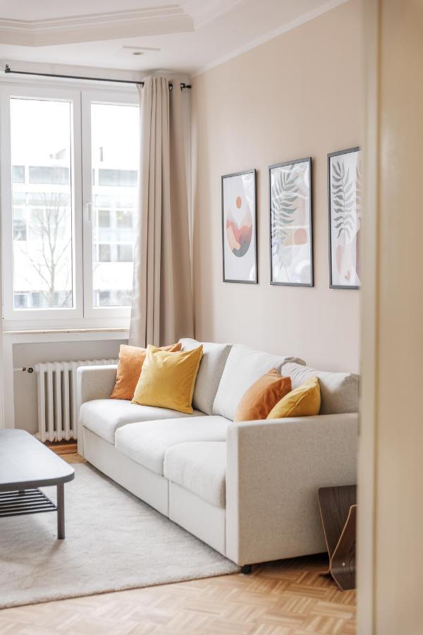 Flats 4 You, Moderne Naehe Hbf, Due-messe 20 Min, Netflix, Kueche *