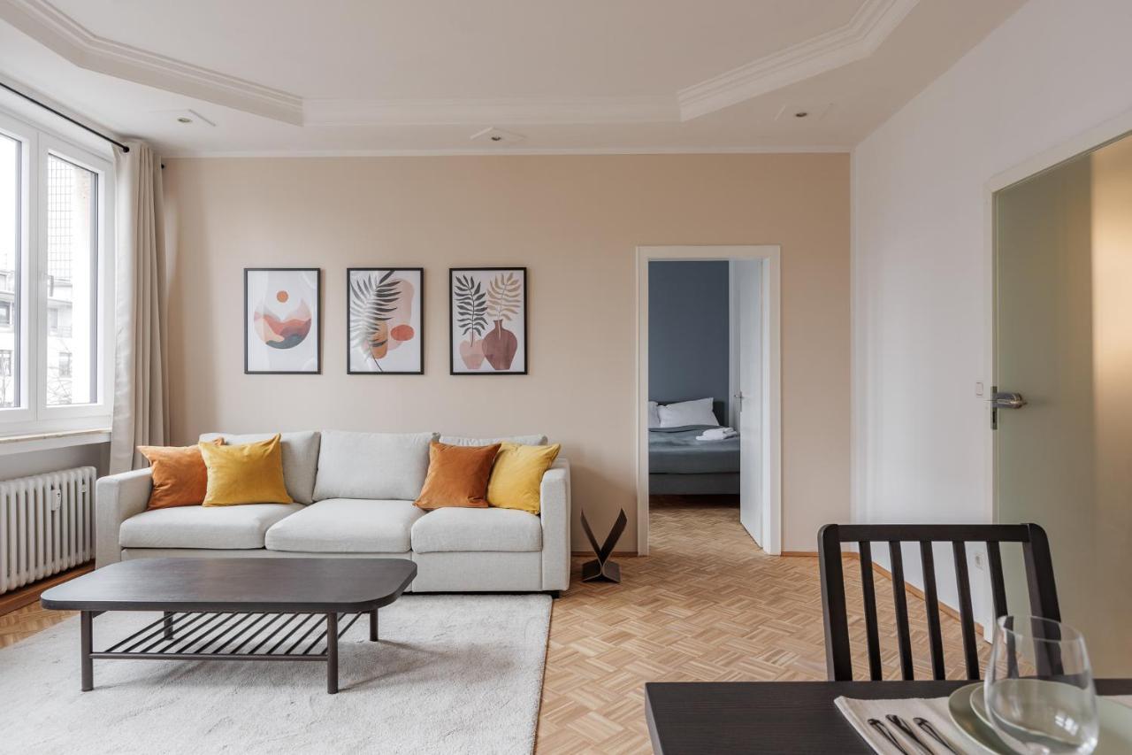 Flats 4 You, Moderne Naehe Hbf, Due-messe 20 Min, Netflix, Kueche