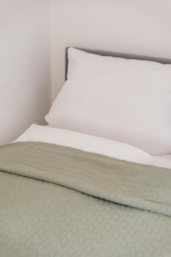 Flats 4 You, Moderne Naehe Hbf, Due-messe 20 Min, Netflix, Kueche Duisburg